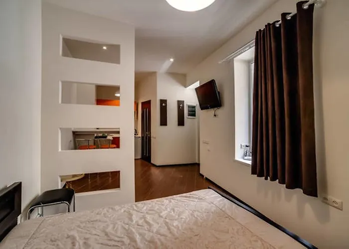 Apartment On Roppoporta 7b